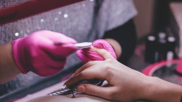 Sağlıklı Tırnak Nasıl Olmalıdır?