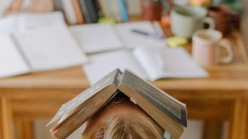 kaygiyi azaltan 5 etkili teknik evde deneyin 2
