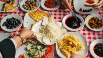 klasik turk kahvaltisi 15 vazgecilmez sofra lezzeti 2